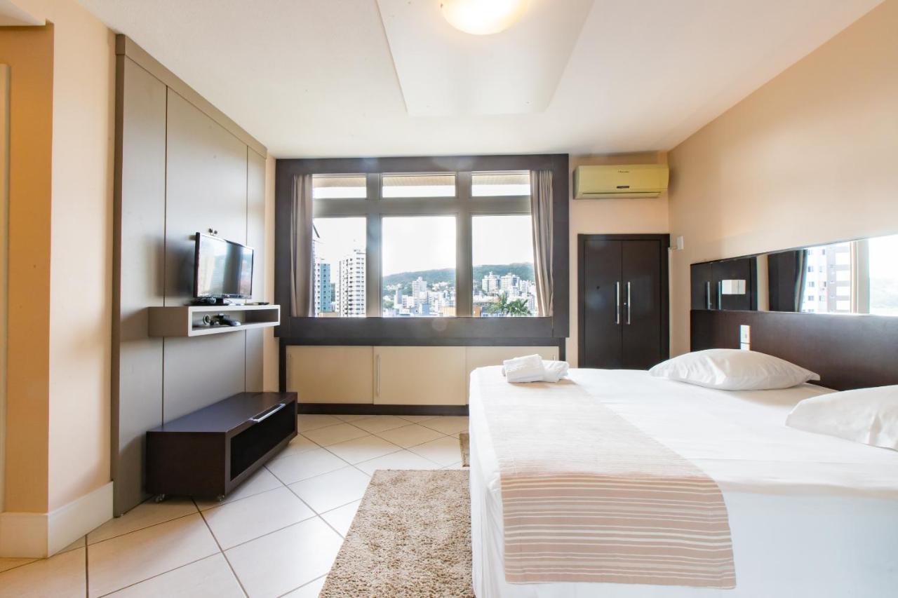 Delupo Hotel - Livin Studios クリシウマ エクステリア 写真