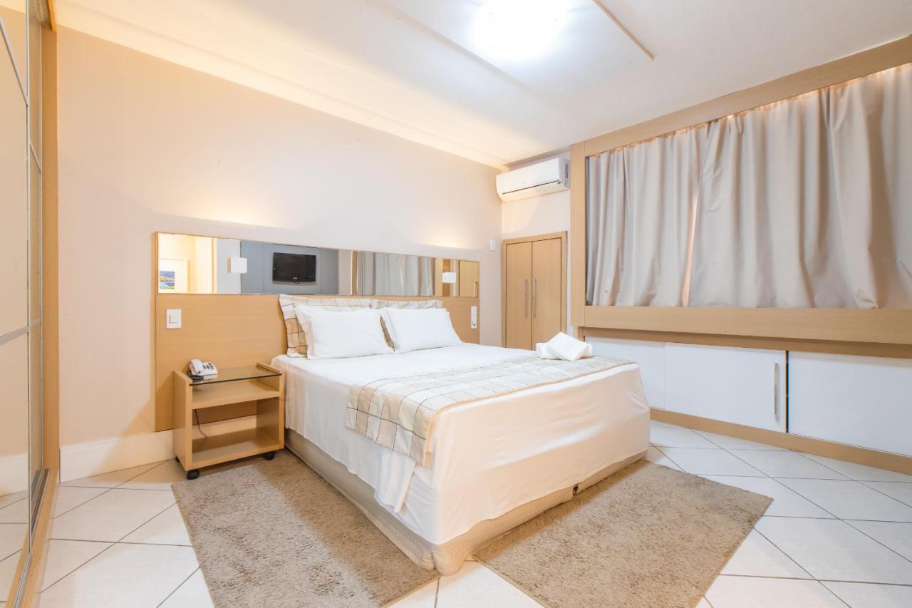Delupo Hotel - Livin Studios クリシウマ エクステリア 写真